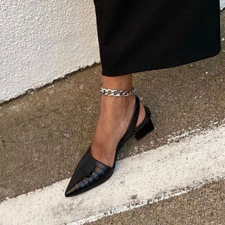 2026 New Summer Women's Retro Commuter Mid-Heel Sandals